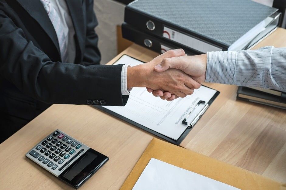 Acordo Trabalhista Vale a Pena? Quando É Melhor Fechar e Quando Não