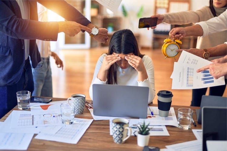 Burnout no Trabalho: Quando o Funcionário Pode Processar a Empresa